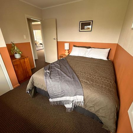 Time On Tilsley Villa Rotorua Exterior foto